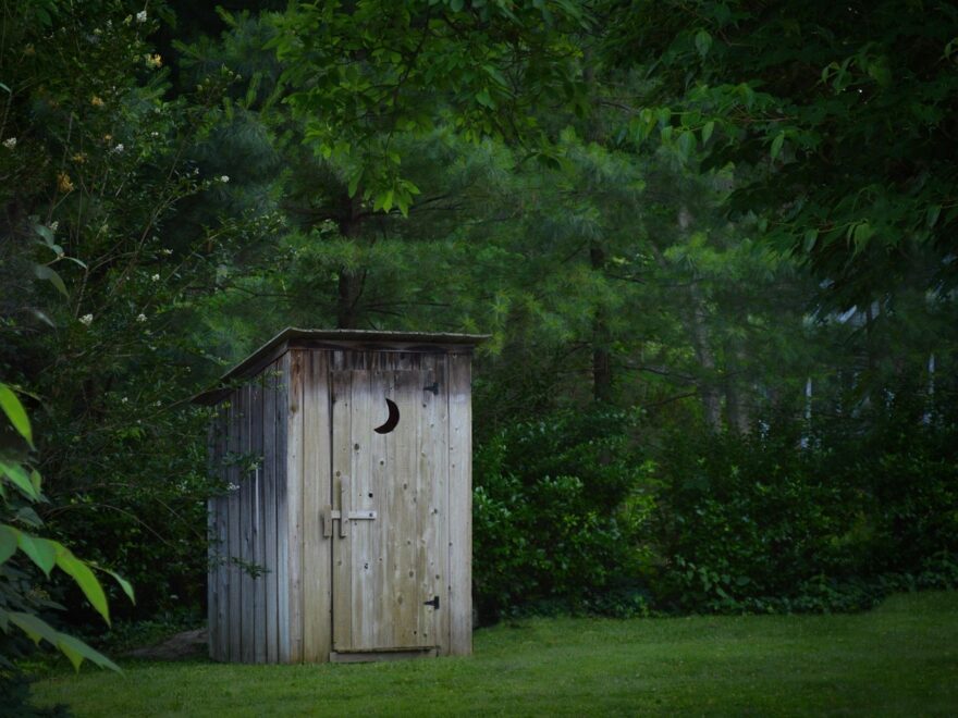 40 Free Outhouse Toilet Images Pixabay