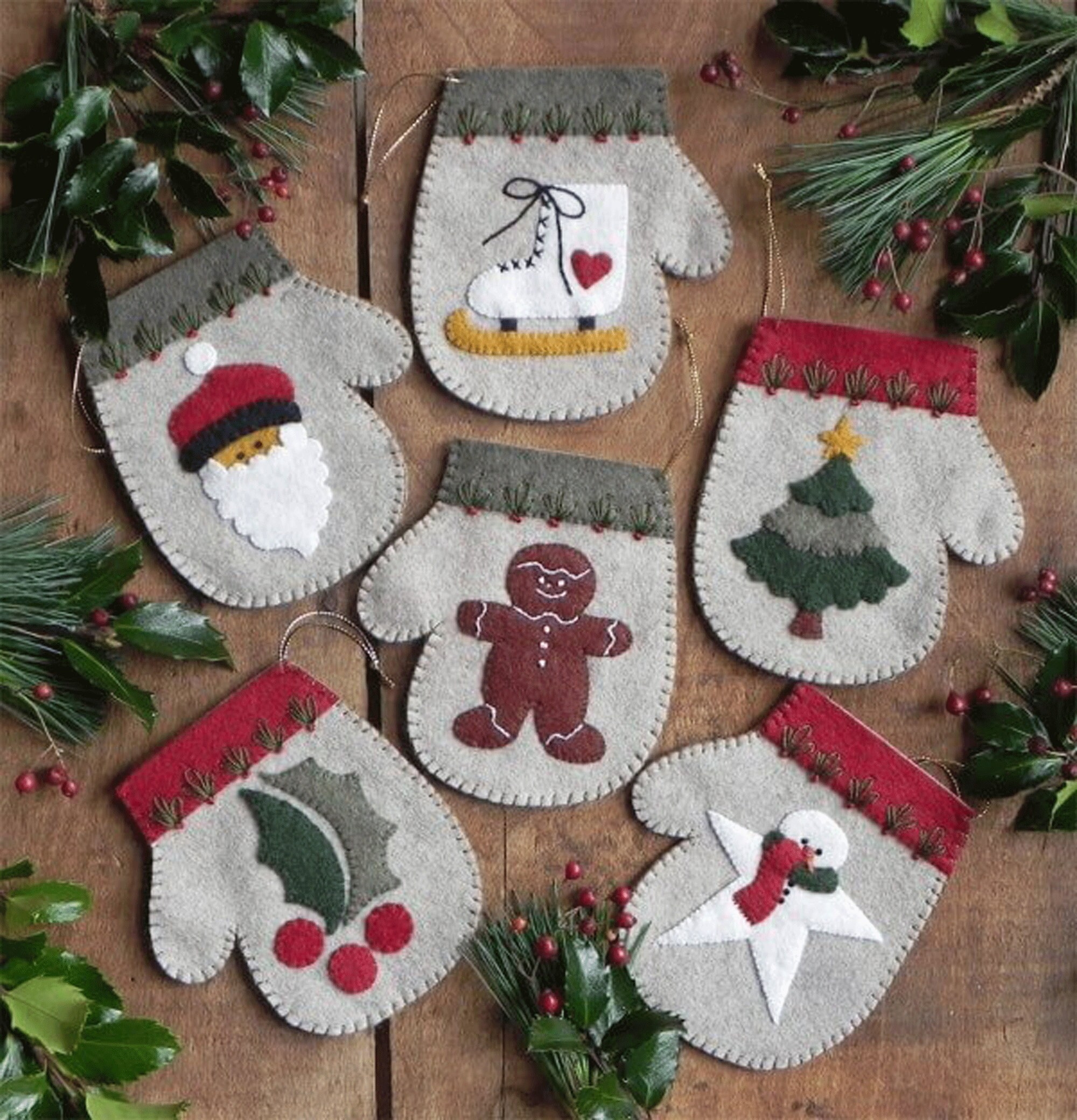 Printable Felt Mitten Ornament Pattern